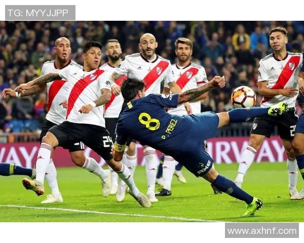 巴甲阵容优化策略探讨提升球队竞争力与战术灵活性