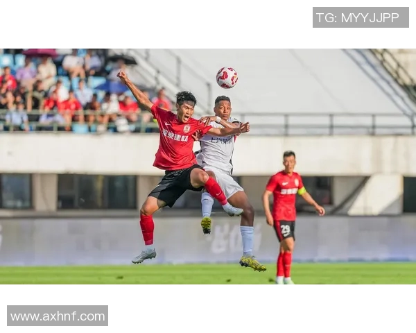 吾米提江助攻闪耀赛场上海海港展现团队实力与战术配合