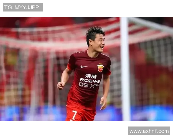 武磊精彩助攻助力队友破门展现团队合作精神与个人实力的完美结合