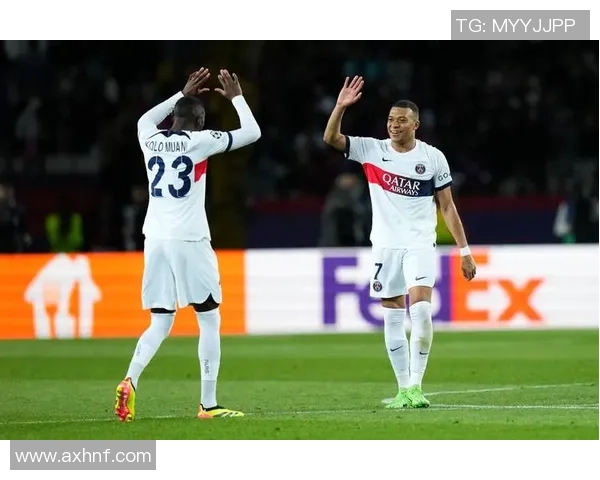 巴黎圣日耳曼双星联手破门，逆转晋级欧冠半决赛